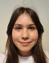Laura KOMARZYNIEC