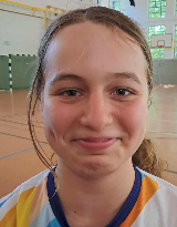 Laura SZKOLNIK