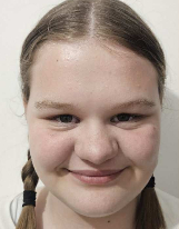 Lena LOMANIA
