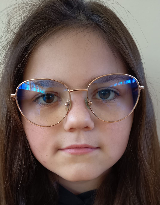 Julia STACHE