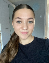 Julia  LEŚNIAK 