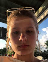 Julia SZAROWSKA