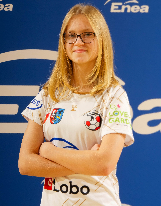 Karolina  LUDWICZAK
