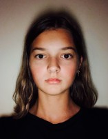 Laura BARTOSIK