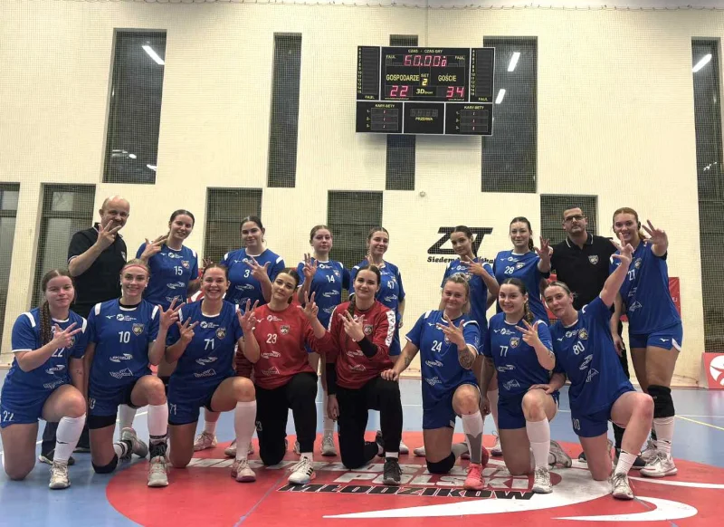 Żory i Radom na czele, pierwsze punkty STARTU. Karne rozstrzygnęły mecz w Legnicy