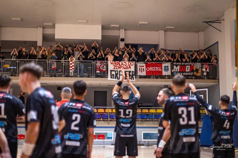 Zawiercie, Piekary i Przeworsk nie zwalniają - po 8. kolejce w I lidze gr. D