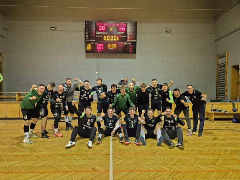 Olimpia MEDEX rozbija SRS Przemyśl, niespodzianka w Rudzie Śląskiej