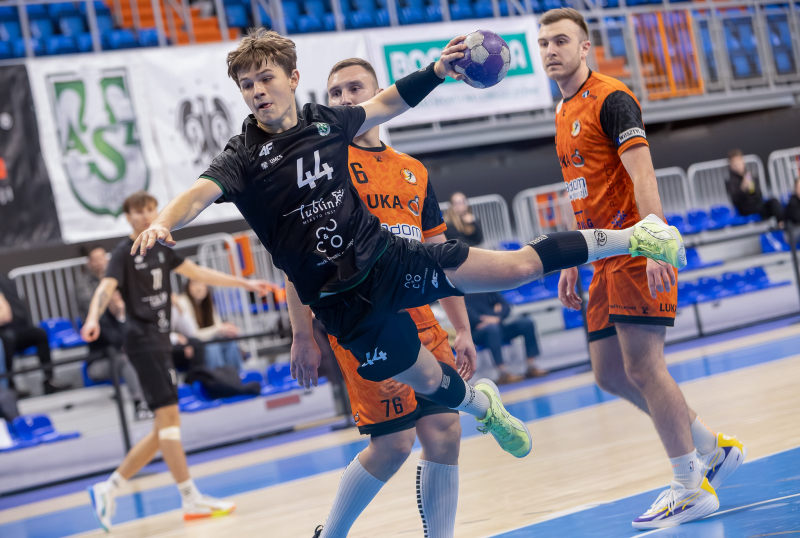 16. kolejka I ligi gr. C: KSSPR Końskie nadal z kompletem zwycięstw