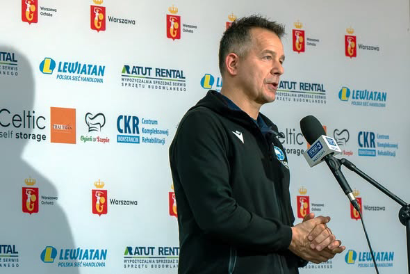 Zmiana na ławce AZS UW Warszawa. Piotr Obrusiewicz rezygnuje, nowym trenerem Krzysztof Lipka