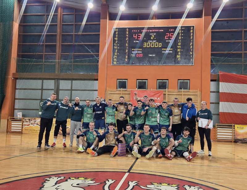 Osiem zmian w tabeli i dwa remisy - burzliwa kolejka I ligi mężczyzn grupy B