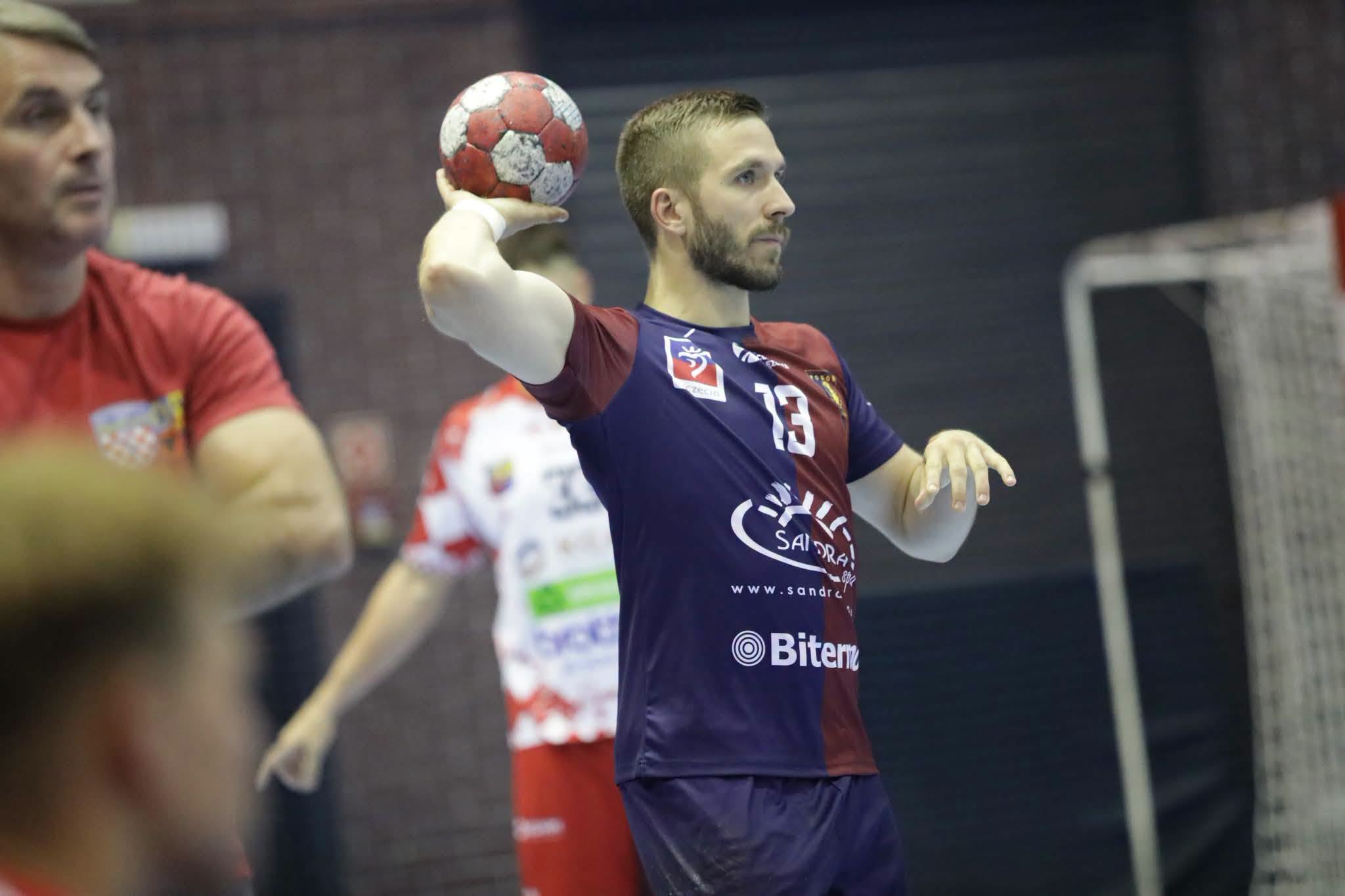 KGHM Chrobry Głogów pokonuje Pogoń Szczecin. 31:27 w sparingu