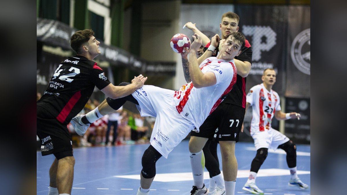 Piotrków wciąż czeka na pierwsze punkty. Ostrovia wywiozła komplet z trudnego terenu
