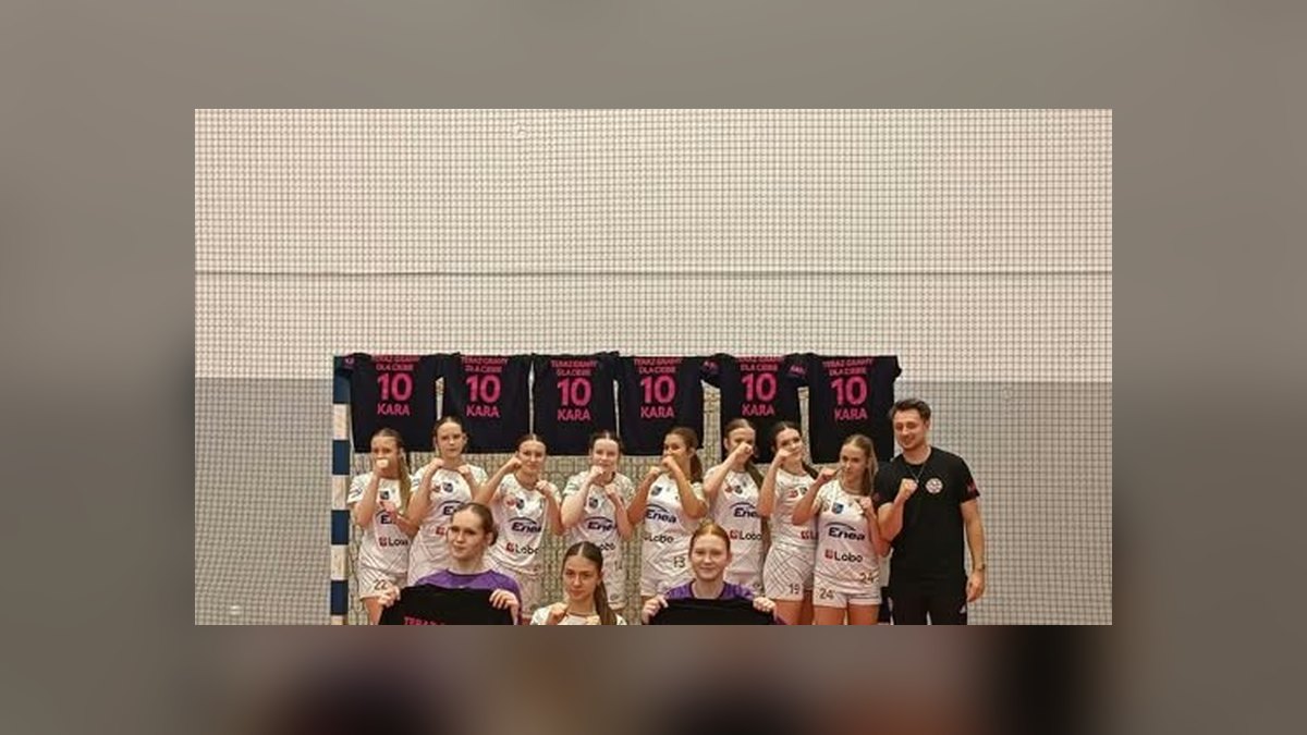 Dwa zwycięstwa młodziczek Orląt Zwoleń. Zespół Krzysztofa Stypińskiego pewny gry w grupie A makroregionu