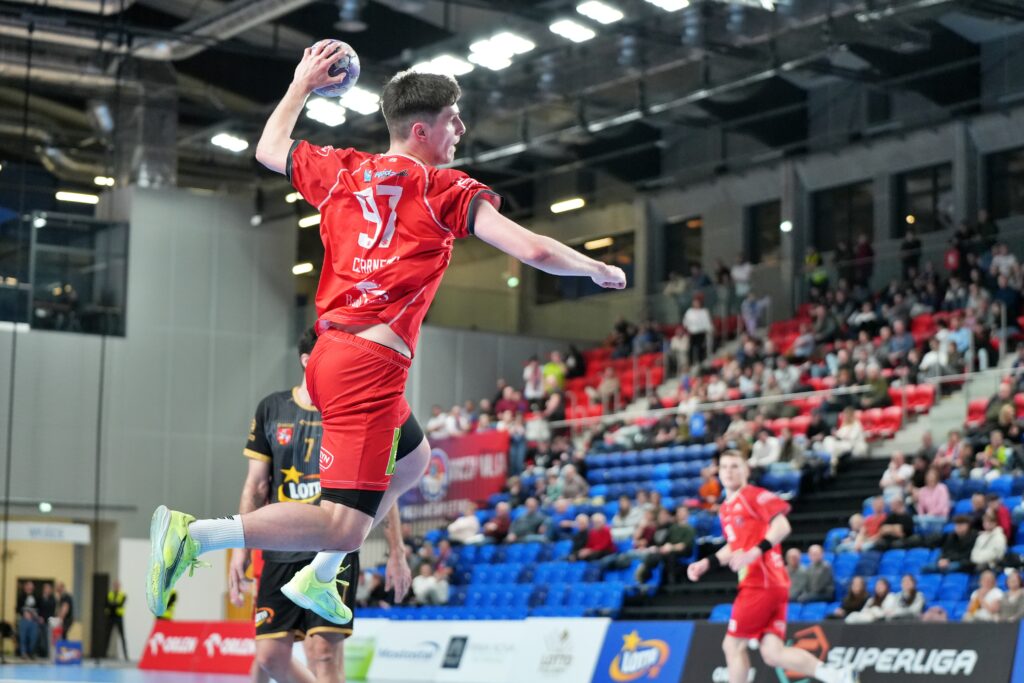 Kwidzyn rozgromił Puławy po kapitalnej pierwszej połowie