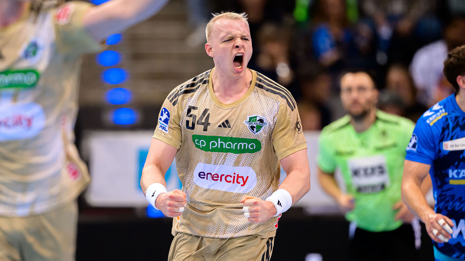Justus Fischer przechodzi do THW Kiel. Reprezentant Niemiec związał się z mistrzem