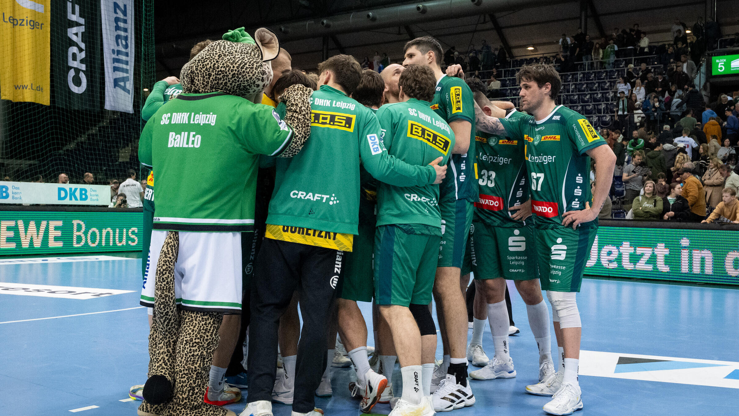 Tysiąc goli Bindera i dramatyczny remis Lipska ze Stuttgartem