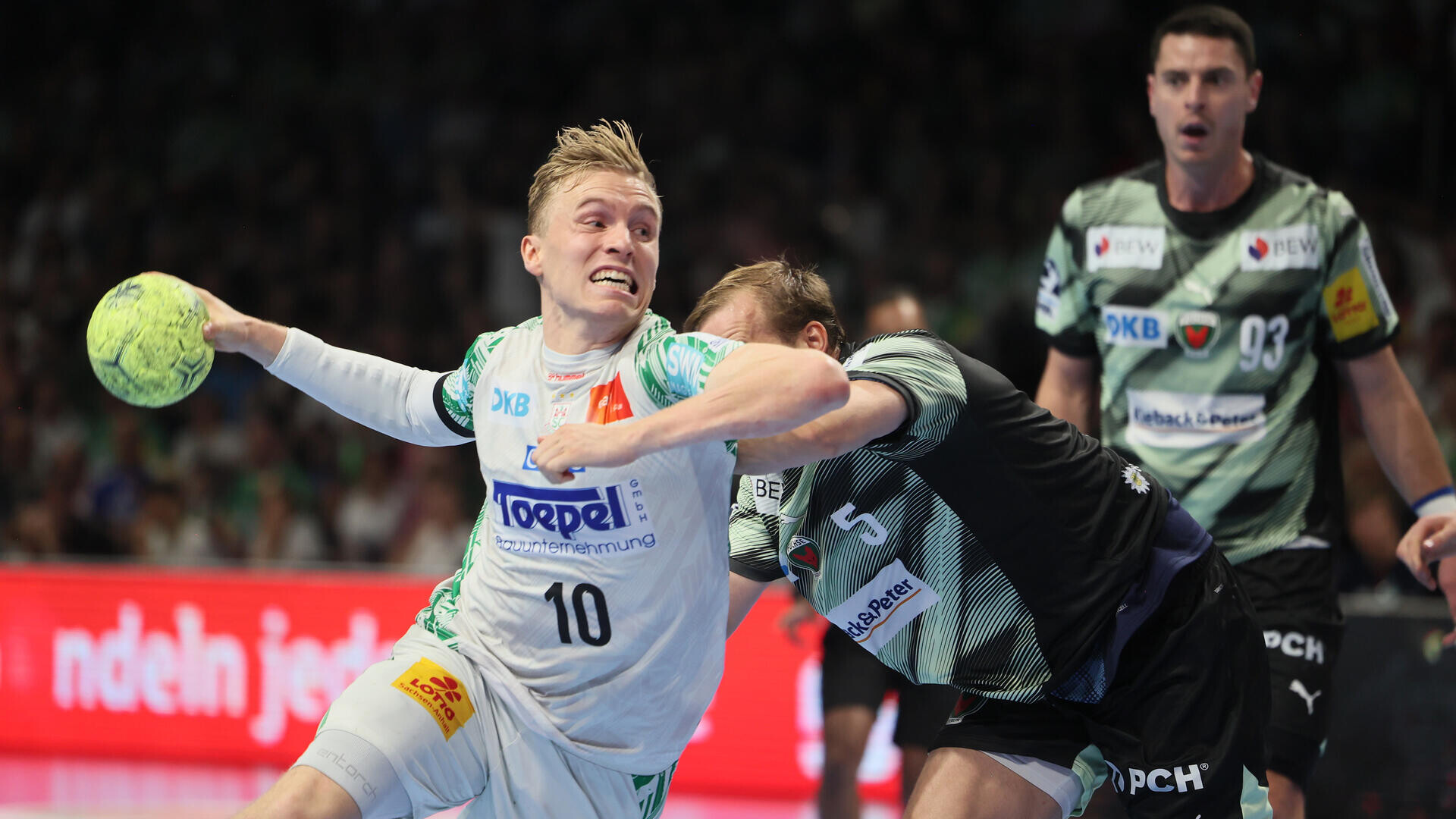 Szlagier w Magdeburgu może przesądzić o mistrzostwie. W Lipsku walka o pozostanie w lidze