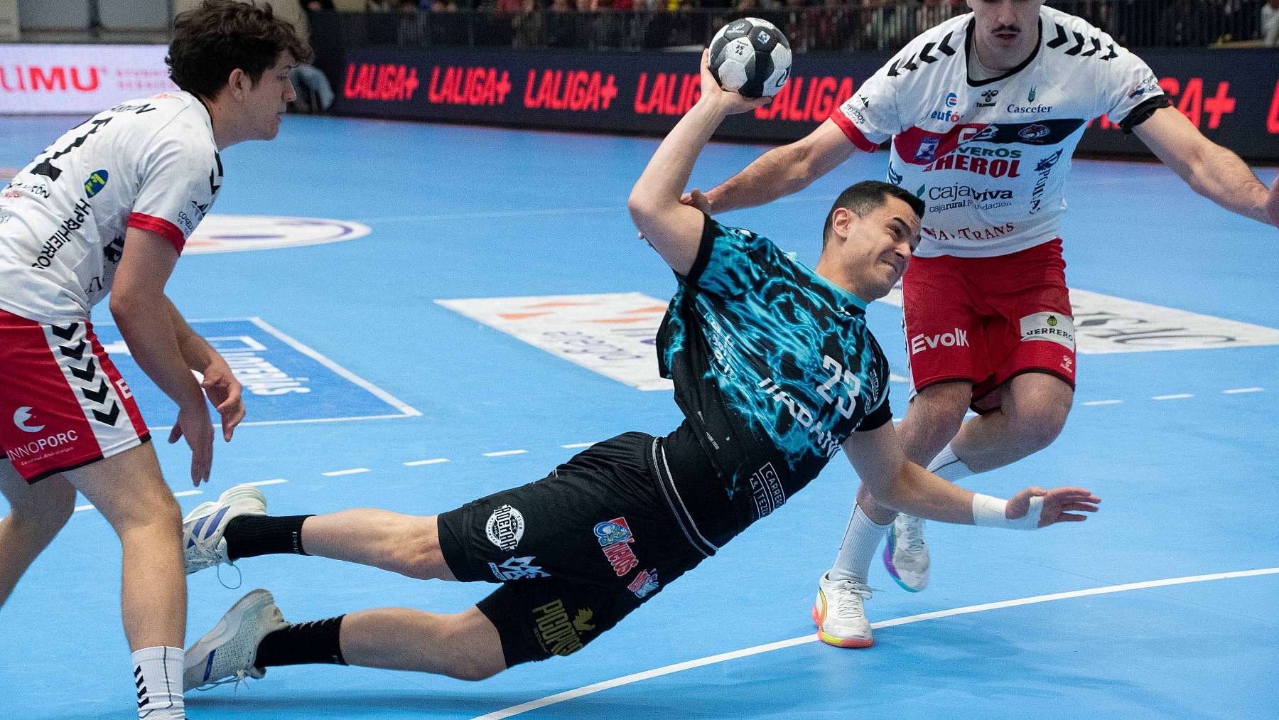 ABANCA Ademar León wygrywa na wyjeździe i umacnia pozycję w tabeli