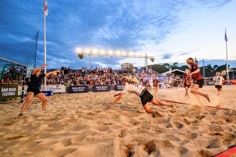 Kluby przeciwko federacji - przyszłość piłki ręcznej plażowej w Szwecji pod znakiem zapytania