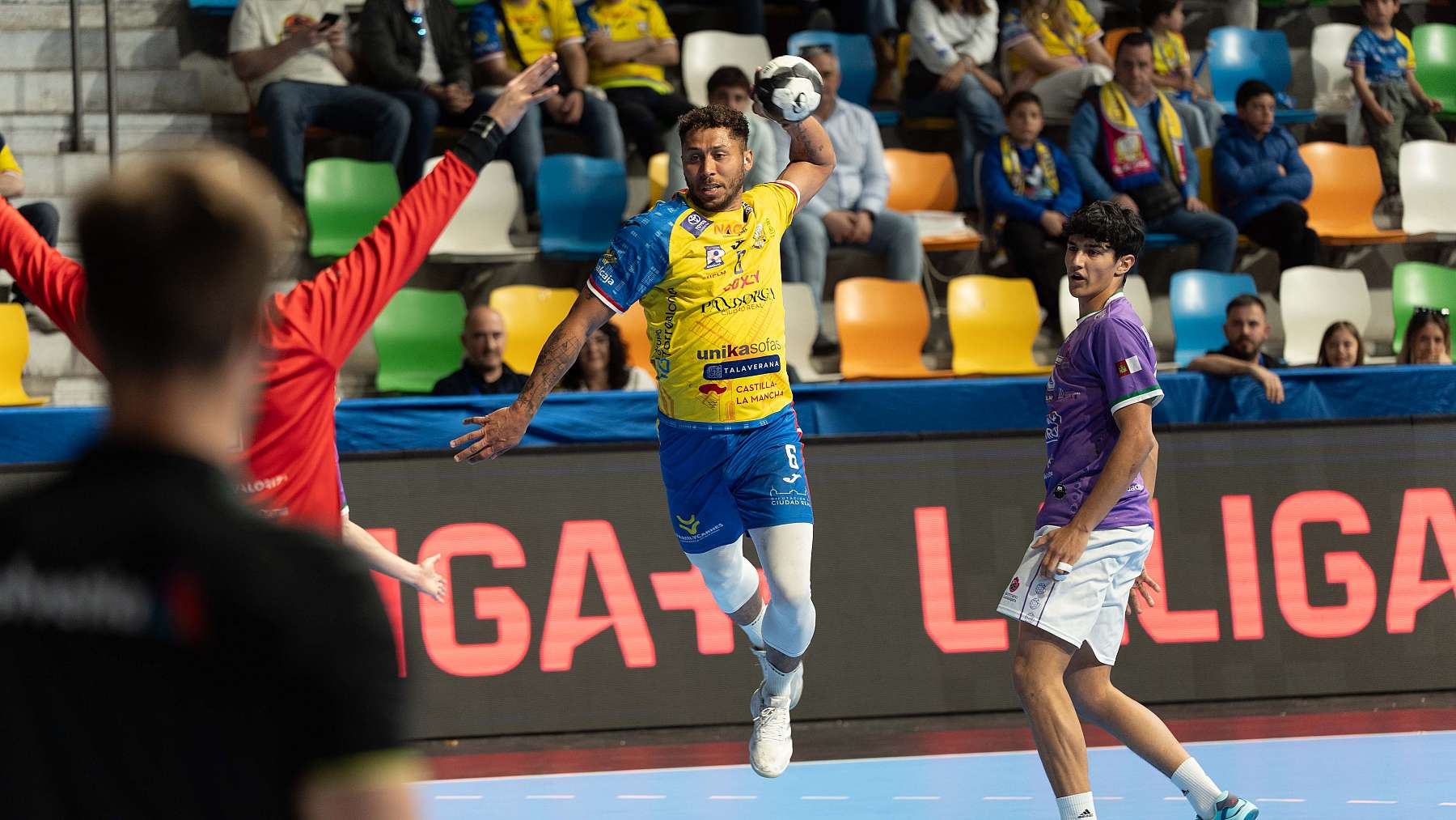 BM Caserío Ciudad Real wygrywa kluczowy mecz w walce o utrzymanie