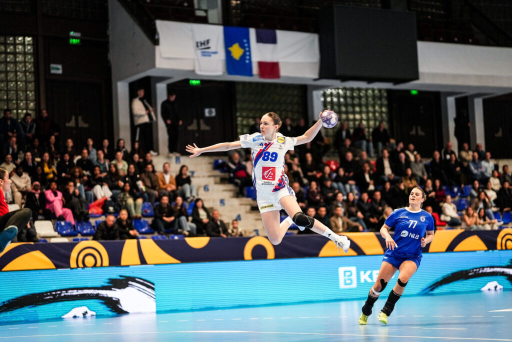 Francuzki rozbiły Kosowo 44:17 w debiutanckim składzie