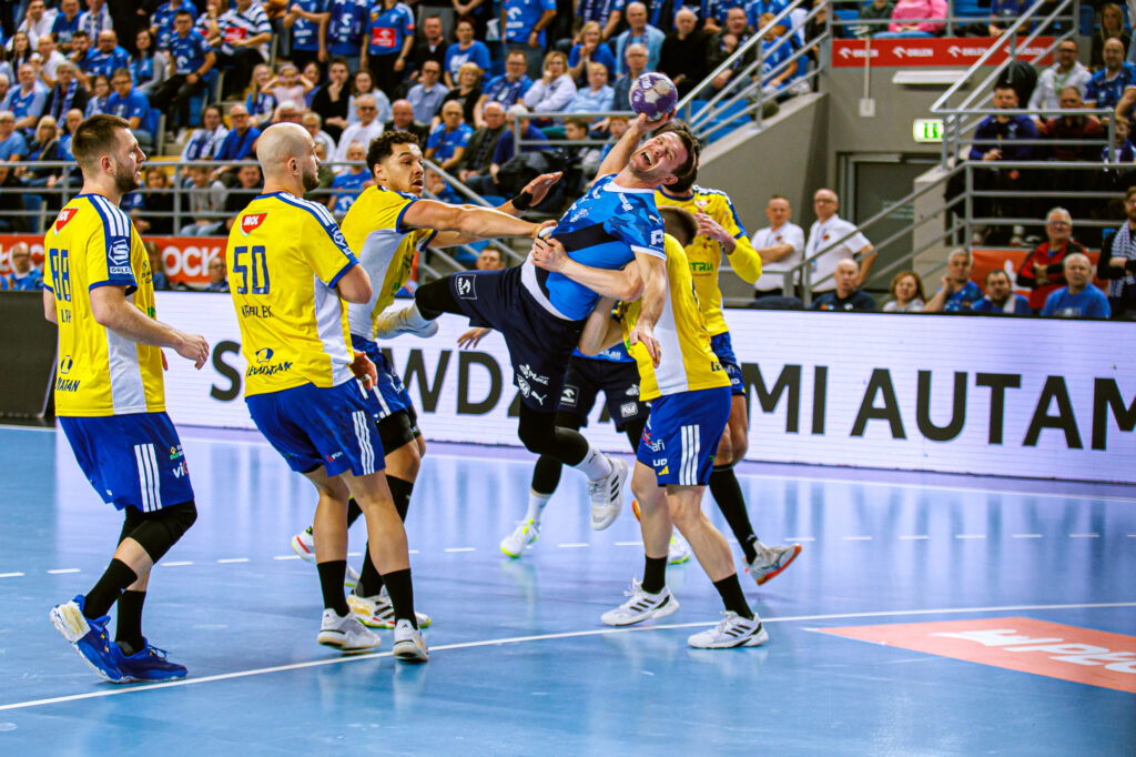 ORLEN Superliga wchodzi w fazę play-off! Wisła i Kielce walczą o medal