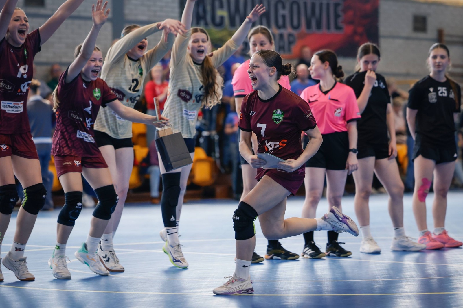 Nowi mistrzowie Polski w drodze! Poznaliśmy półfinalistów MP juniorów młodszych i młodziczek