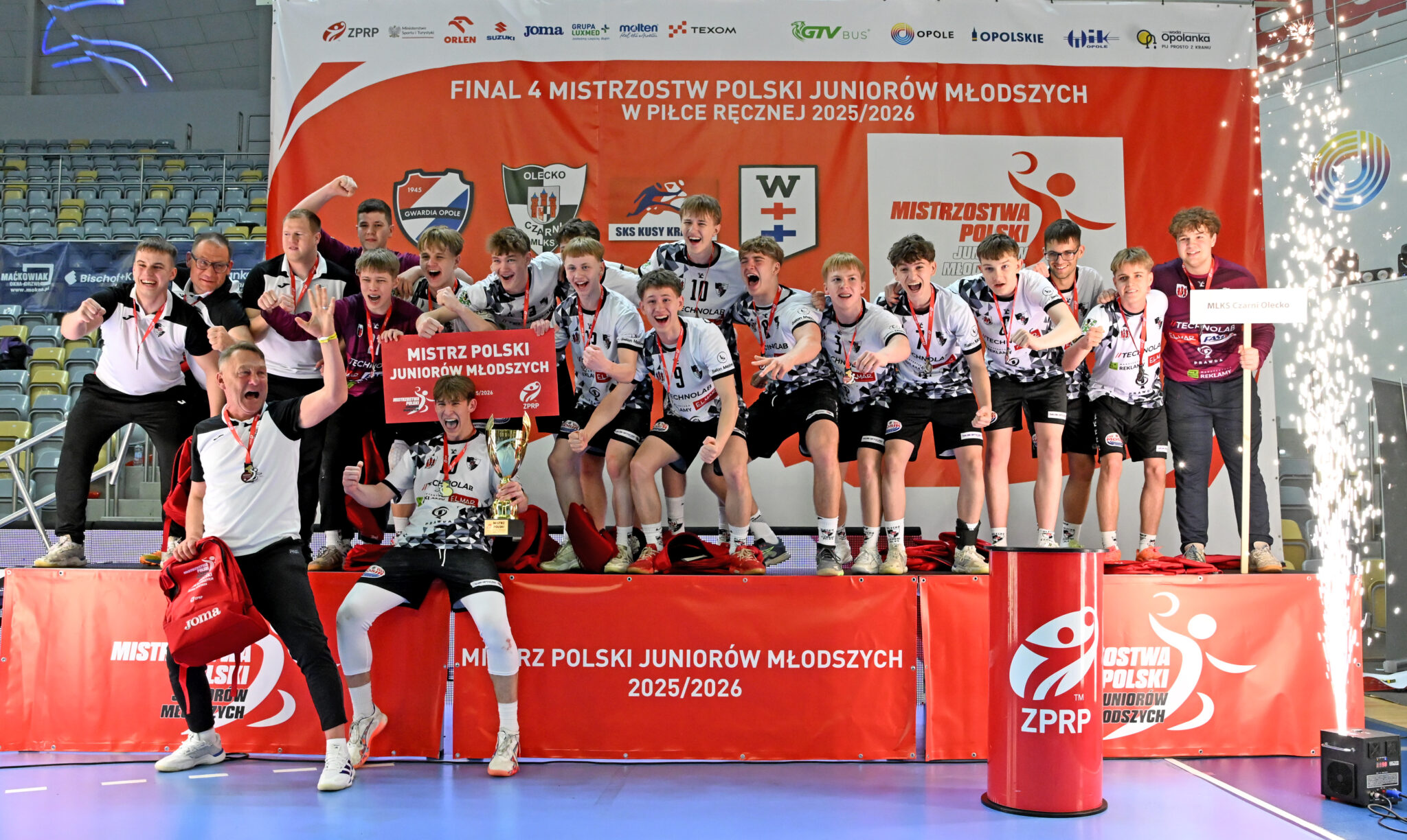 Czarni Olecko złotymi medalistami! Finał rozstrzygnęły rzuty karne