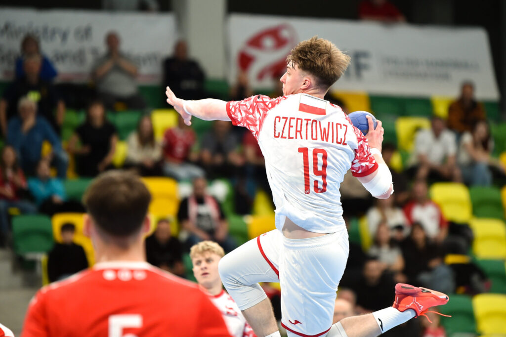 Nerwy do samego końca! Polacy po karnych pokonują Bośnię na ME U20