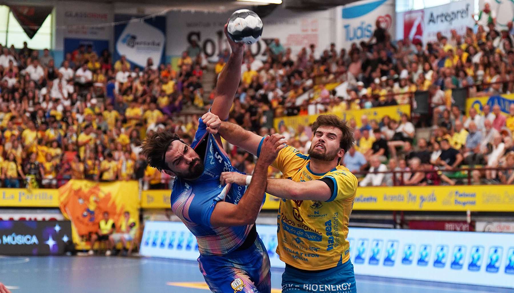 Fertiberia Puerto Sagunto triumfalnie wraca do ASOBAL, remis w Arandzie