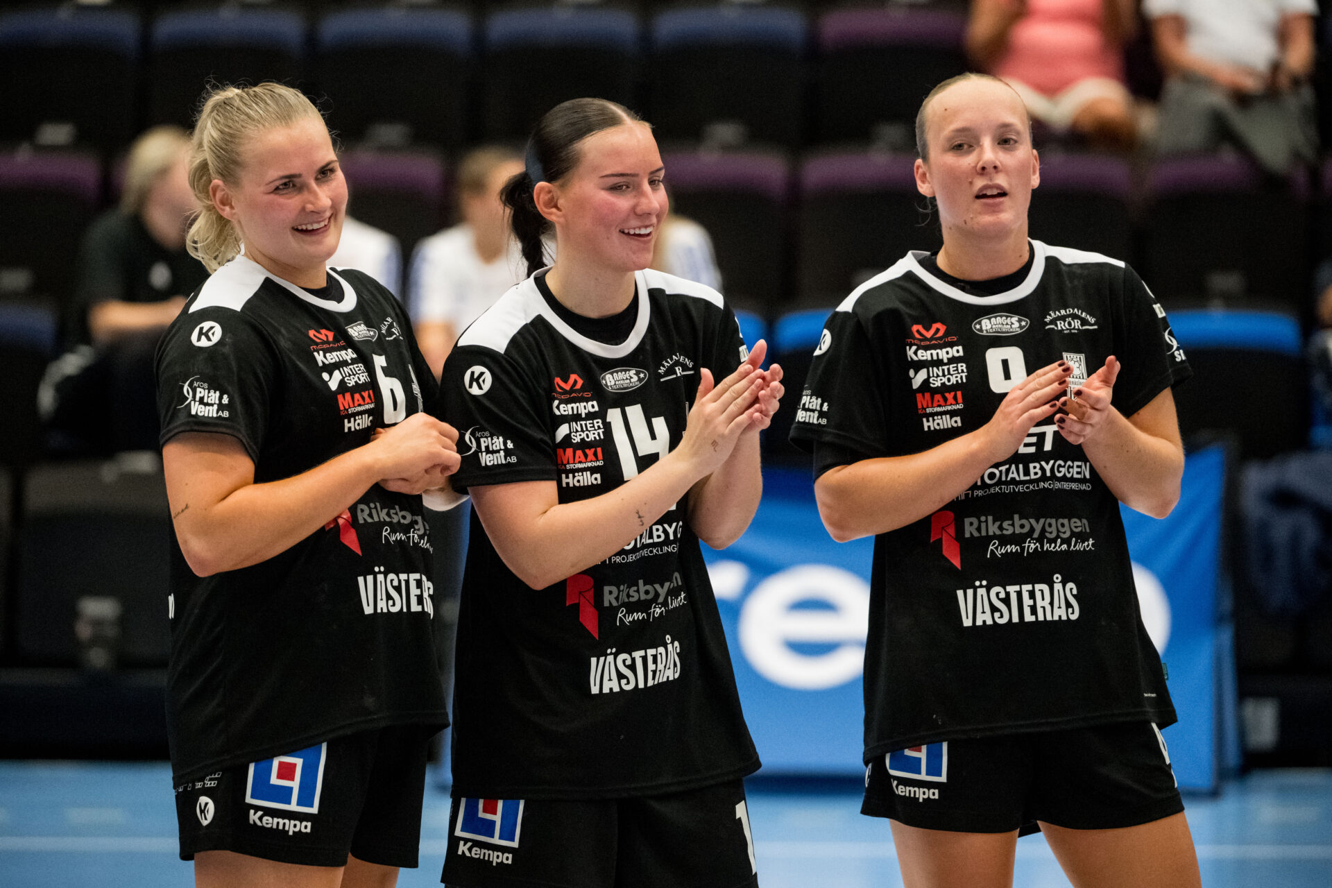 Handbollsligan dam: cztery drużyny wygrały w inauguracyjnej kolejce