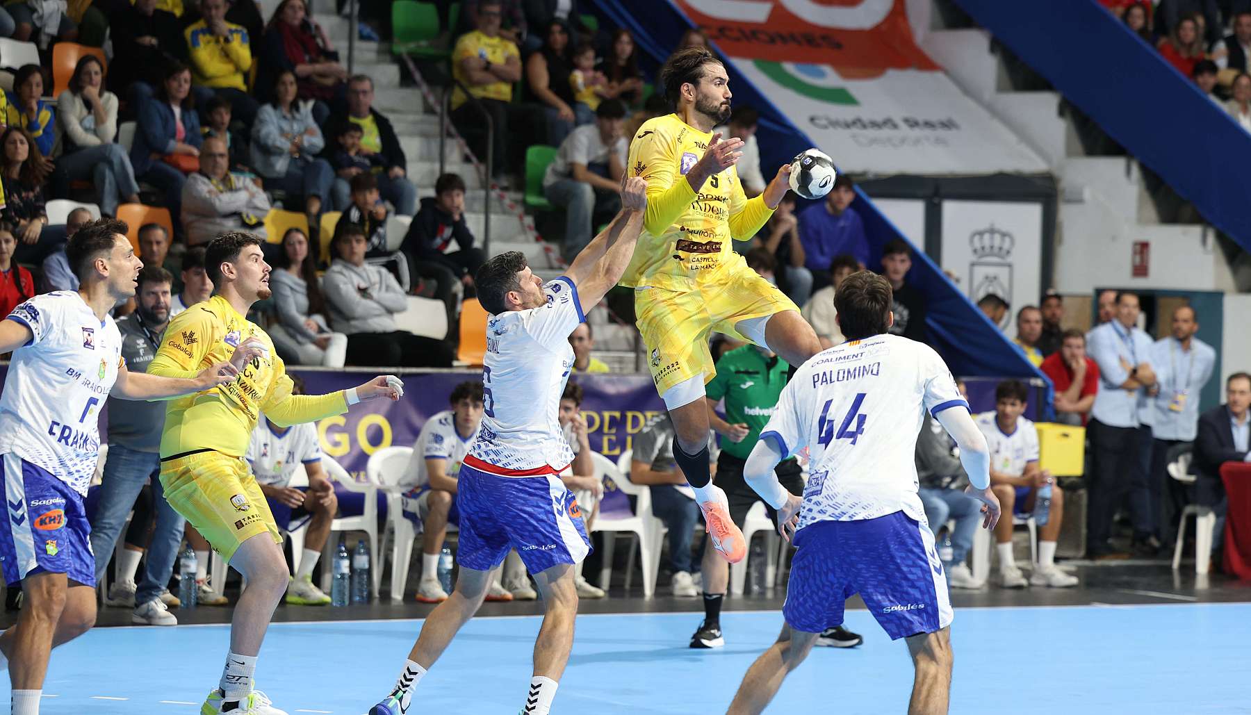 Ciudad Real pokonuje Granollers 34:33, Logroño z czwartą wygraną z rzędu w ASOBAL