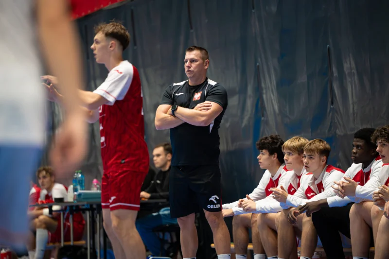 Młodzieżowe reprezentacje Polski w piłce ręcznej: walka o awans i międzynarodowe doświadczenie na przełomie października i listopada 2025